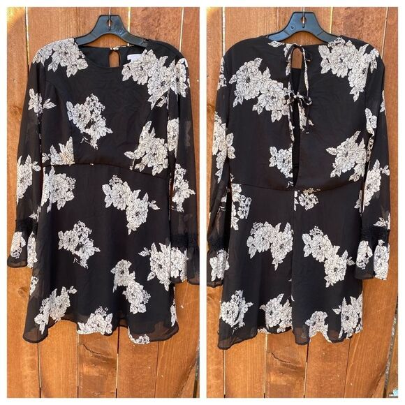 Xhilaration Floral Dress - Picture 2 of 10